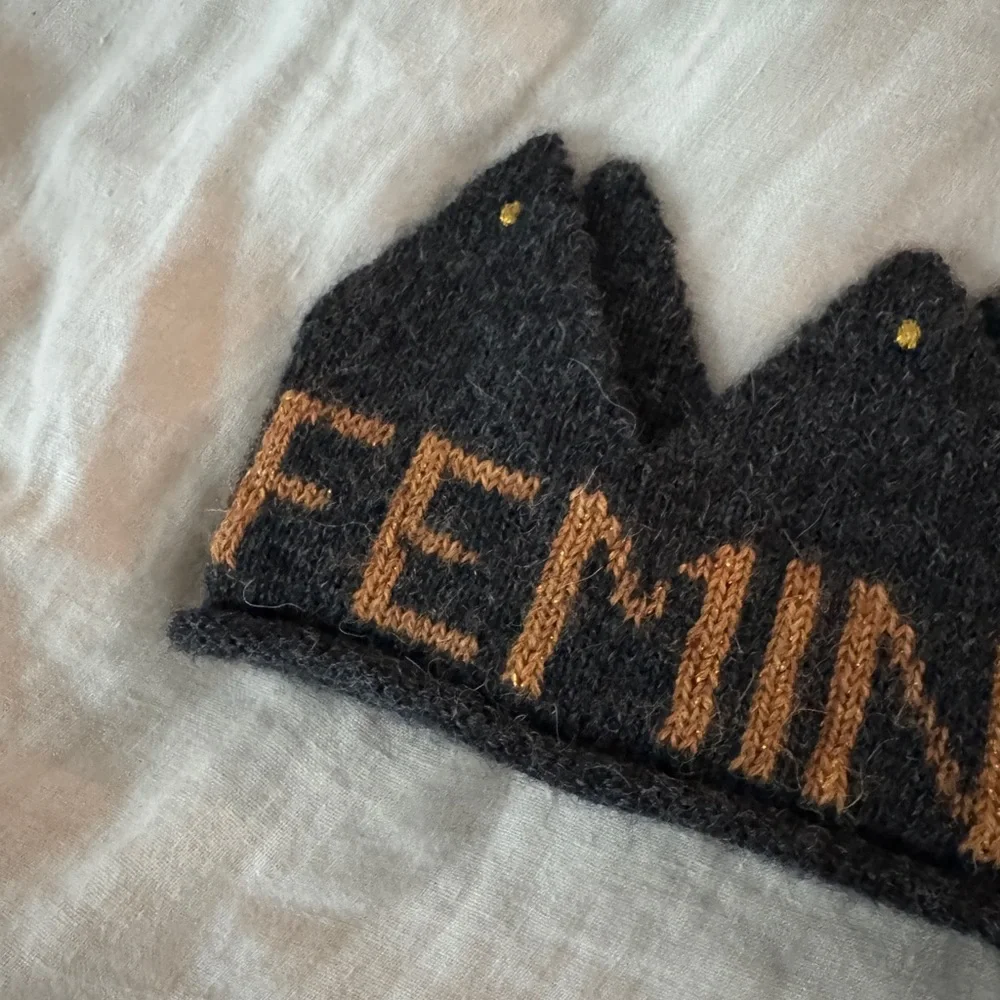 Oeuf Baby Alpaca Feminist Crown (0/3 Years)